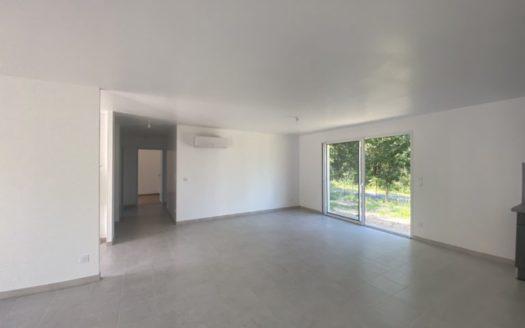 LOCATION MAISON RECENTE T4 + GARAGE SAVIGNAC-DE-L’ISLE 33910