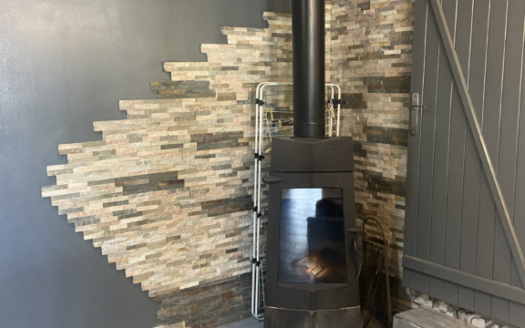 Girondine 6 chambres avec piscine et grange à Périssac 33240